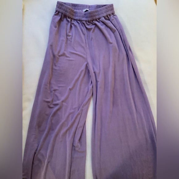 PURPLE PANTS SIZE SMALL - Picture 1 of 3